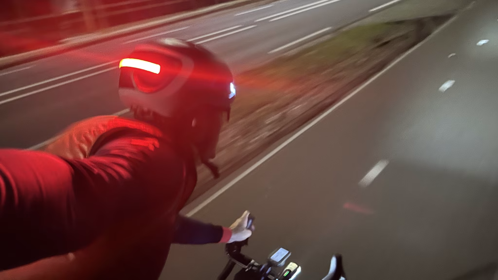 UNIT 1 Aura Helmet, dark, cycling