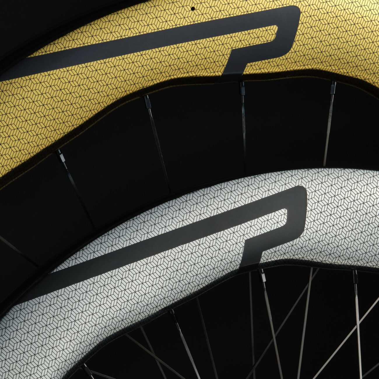Princeton CarbonWorks Wake 6560 Evolution II: maximum aero within