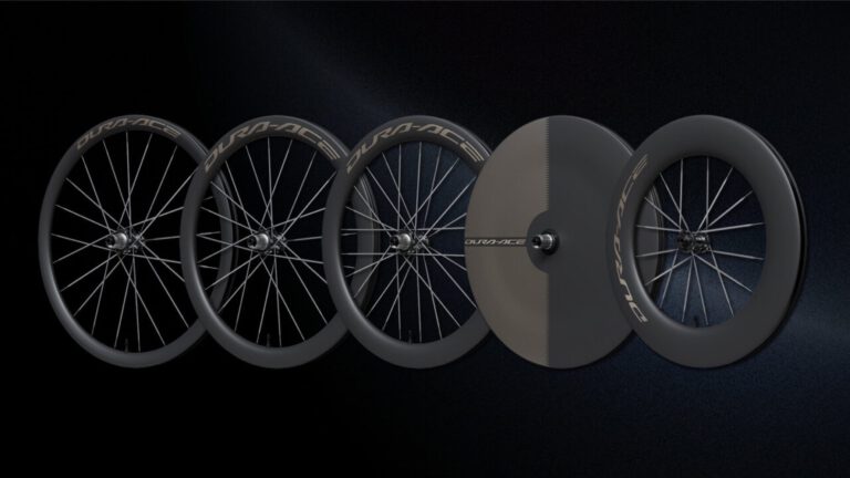 Die gesamte Shimano Dura-Ace WH-R9370-Radserie nebeneinander: C36, C50, C60, C99 und dichte Scheibenbremse